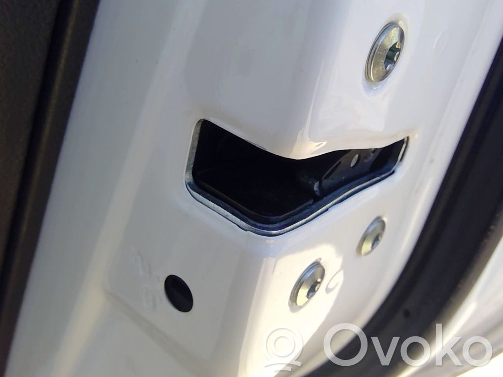 KIA Rio Rear door lock 