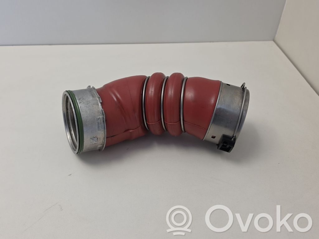 Intercooler hose/pipe   7799873,11279410