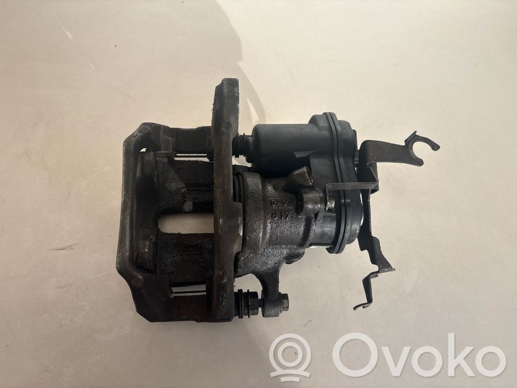 BMW 5 G30 G31 G38 Etrier frână spate 