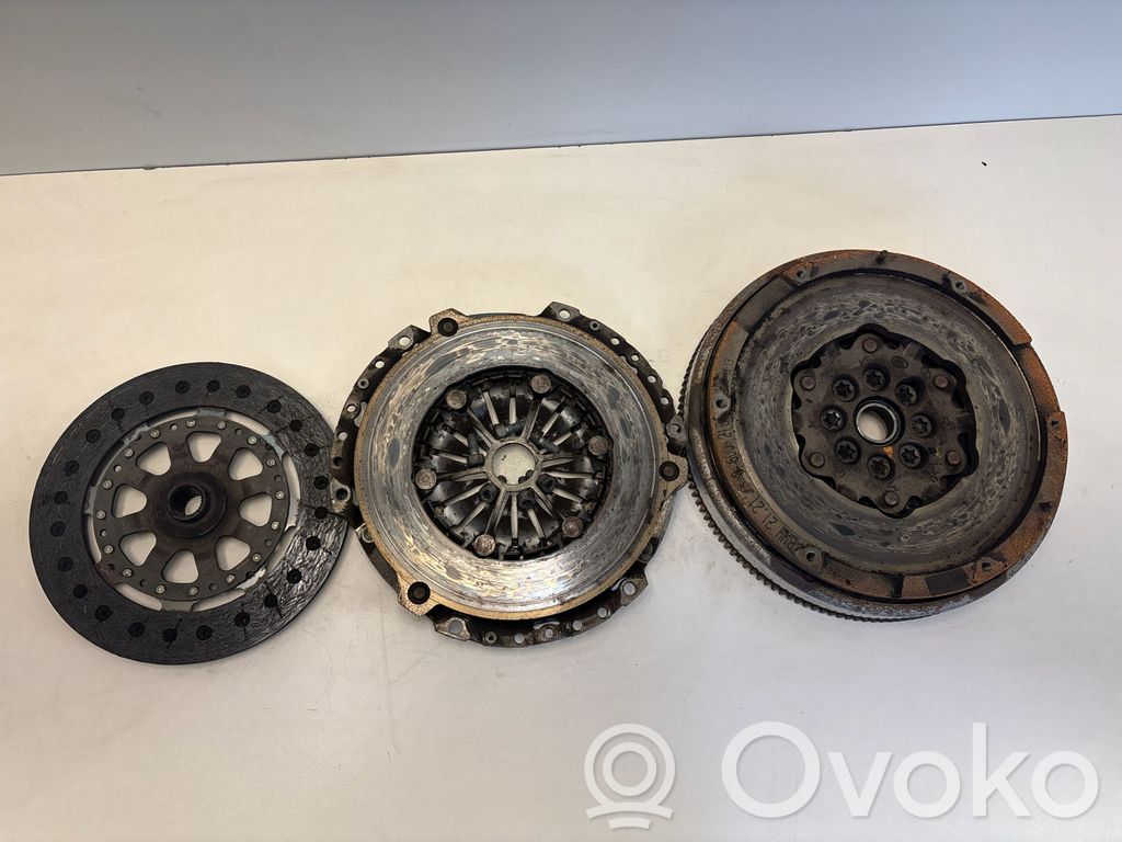 BMW 2 F46 Sprzęgło / Komplet 