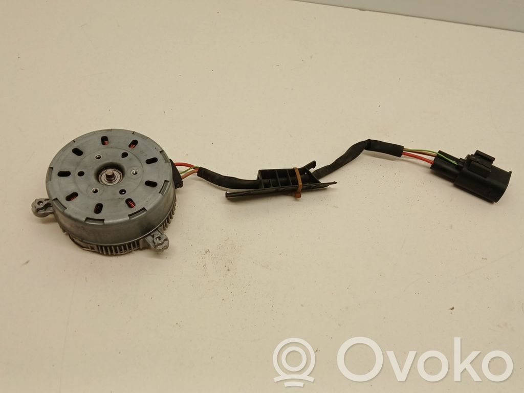 BMW 2 F46 Elektrisks radiatoru ventilators 