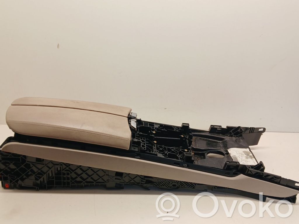 BMW 7 F01 F02 F03 F04 Bracciolo 