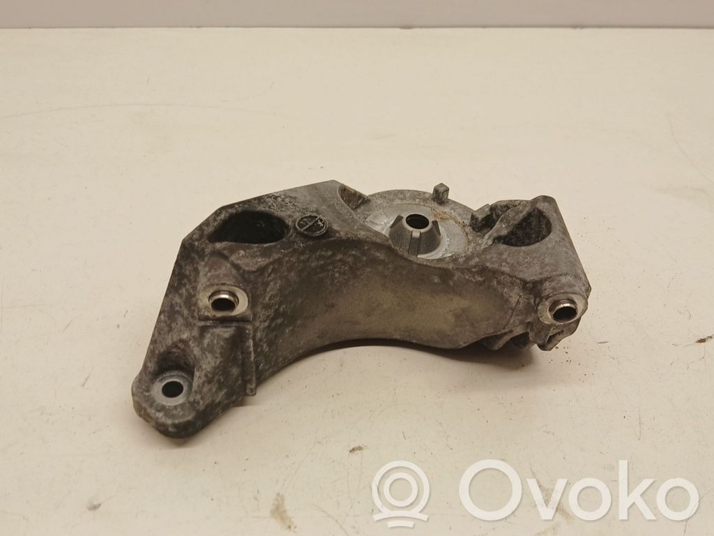 BMW 5 G30 G31 G38 Staffa di montaggio del compressore dell’A/C 