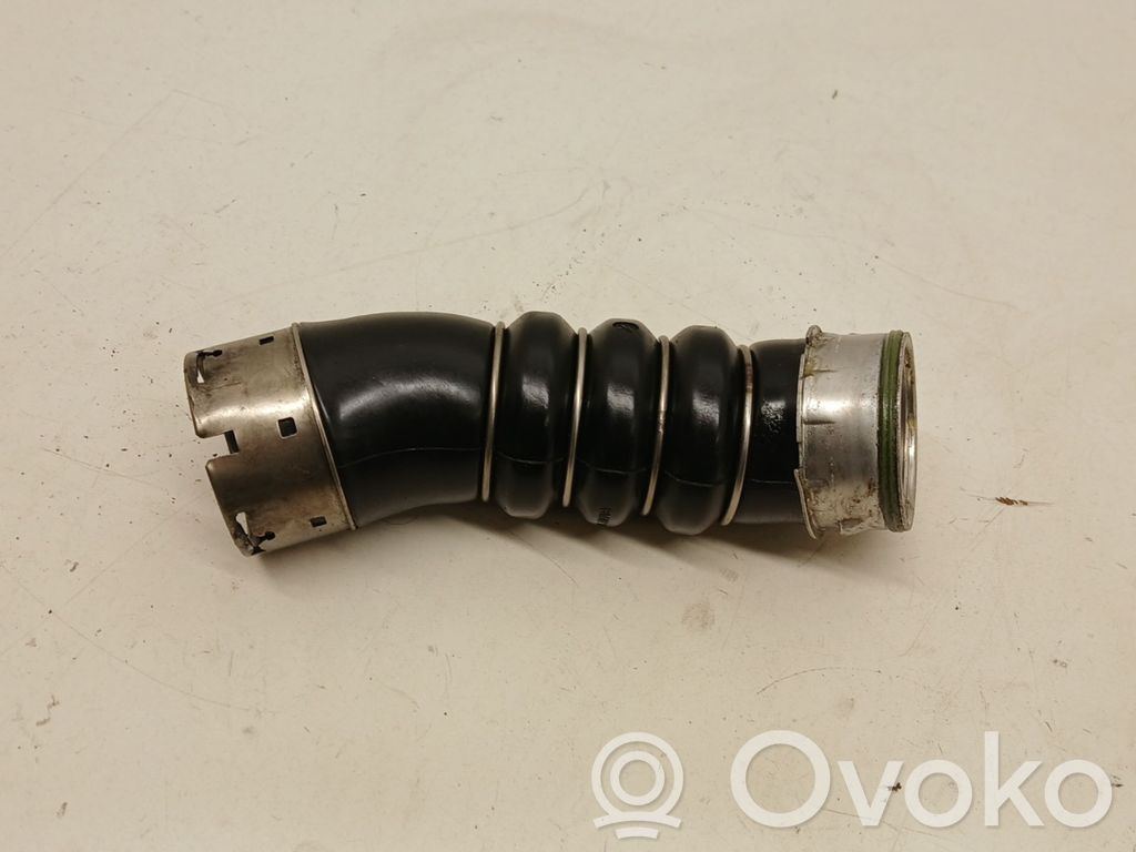 Intercooler hose/pipe   7797480