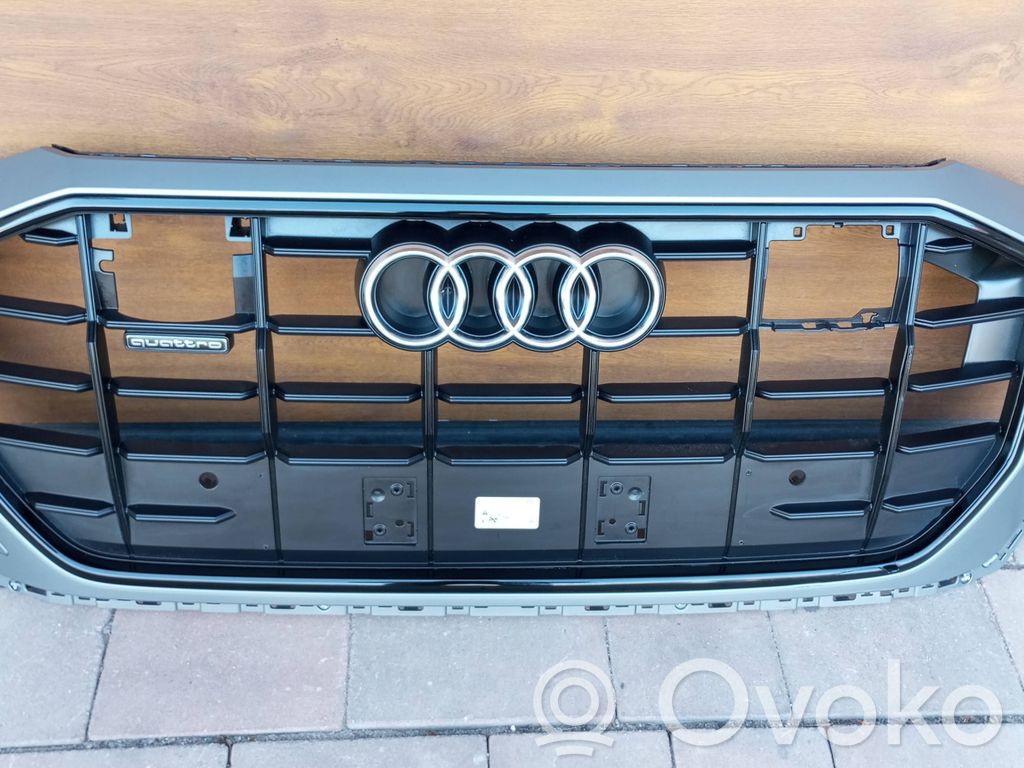 Audi Q8 Front grill 