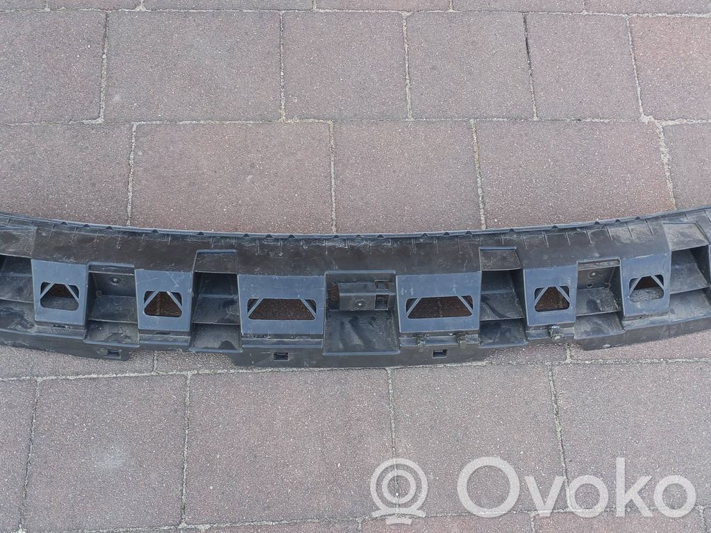 Audi A1 Soporte de montaje del parachoques trasero 