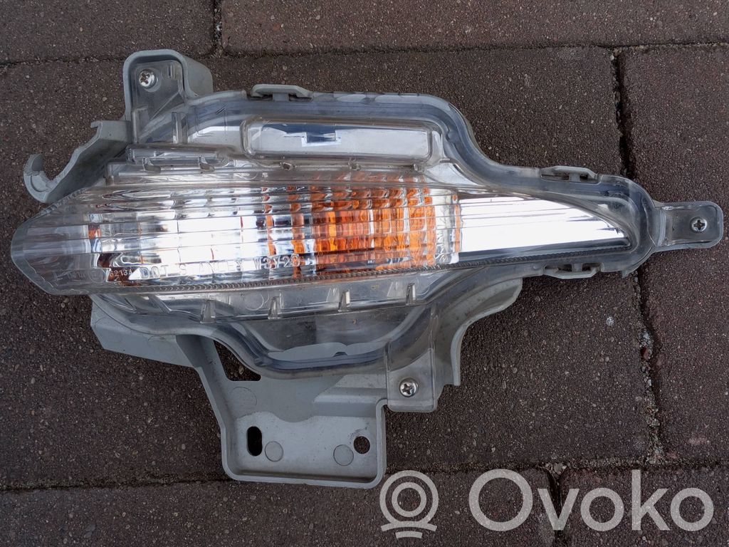 Mazda 3 III Front indicator light 