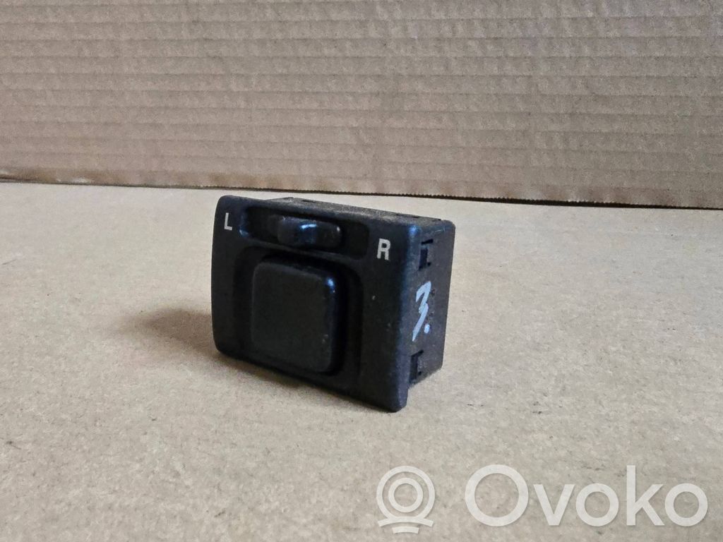 Suzuki Ignis Wing mirror switch 