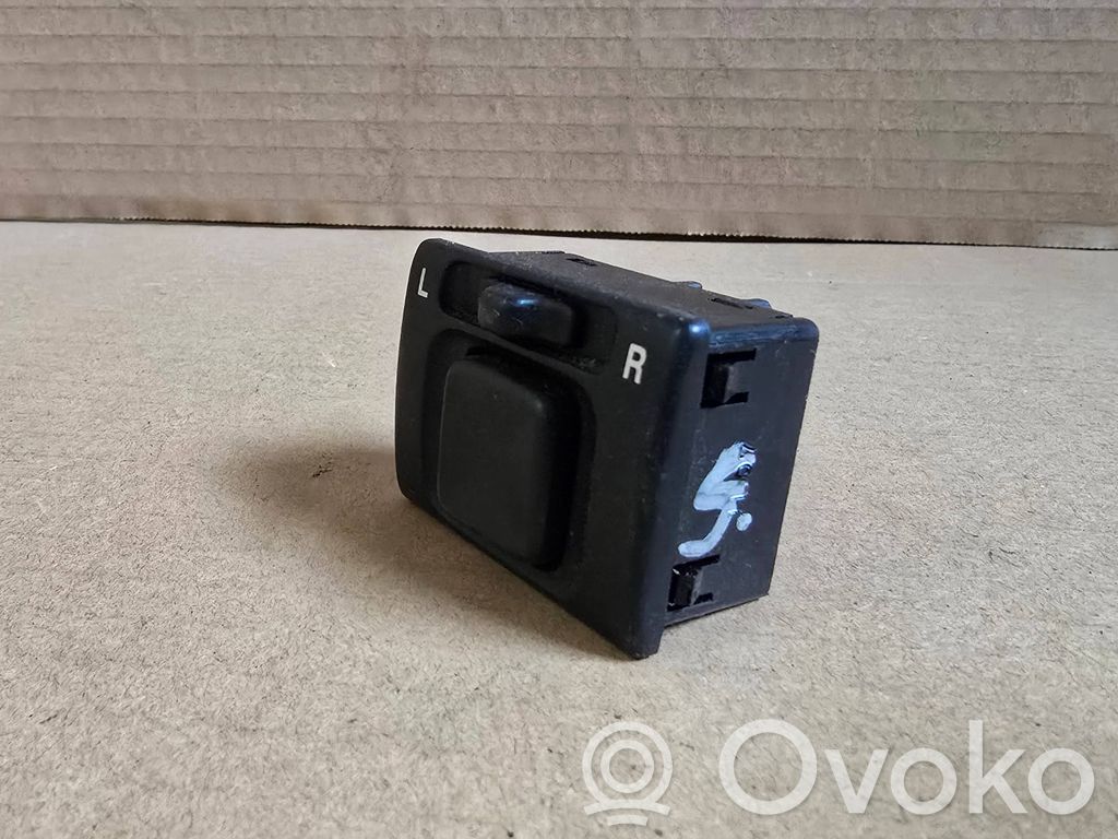 Suzuki Ignis Wing mirror switch 