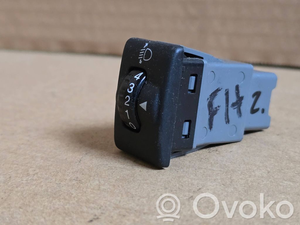 Suzuki Ignis Headlight level height control switch 