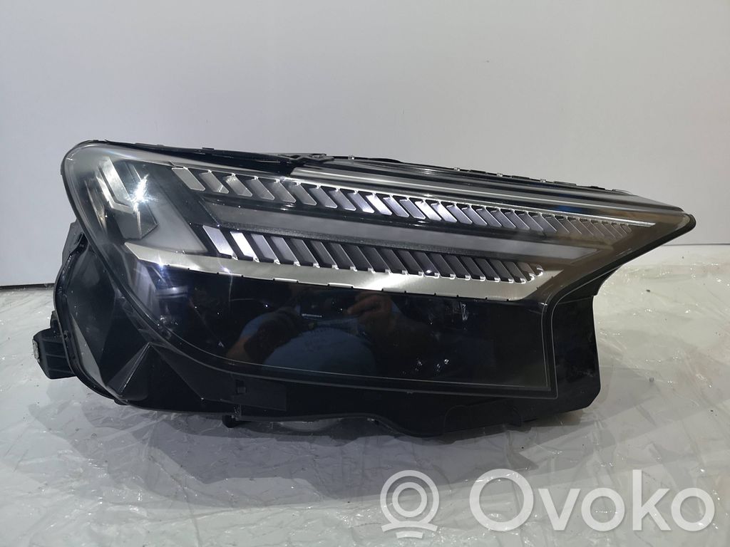 Audi Q4 e-tron Lampa przednia 