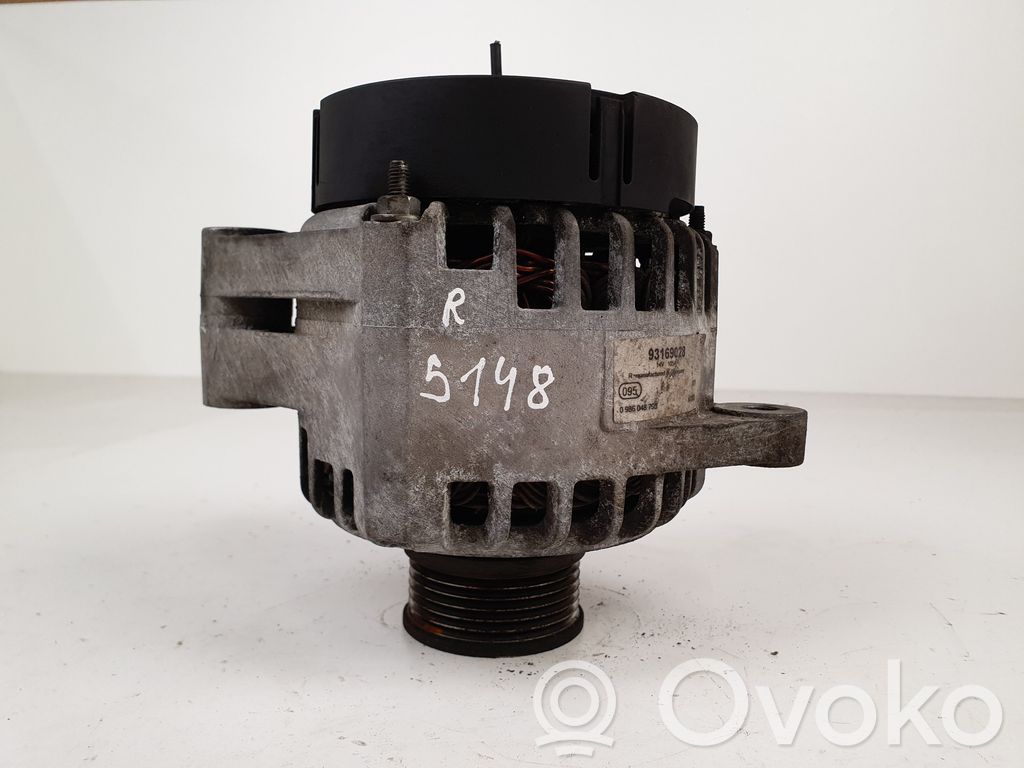 Opel Vectra C Ģenerators 
