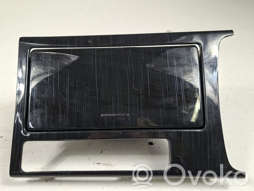 Mazda 6 Cup holder front 