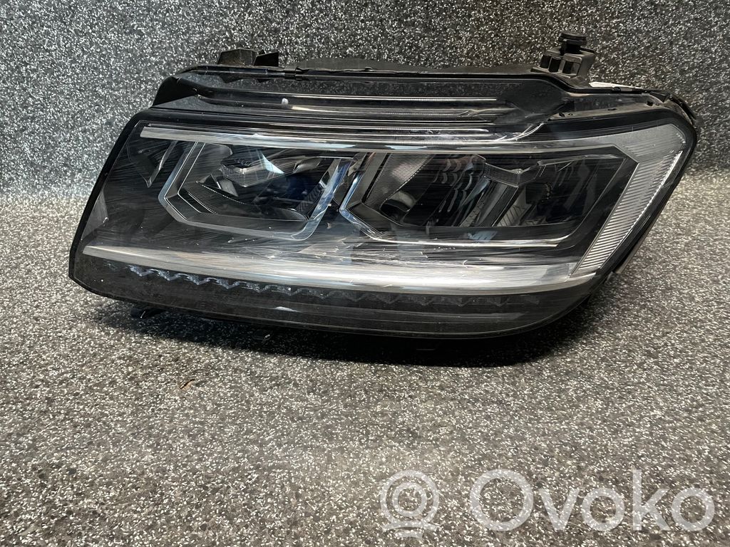 Volkswagen Tiguan Scheinwerfer 