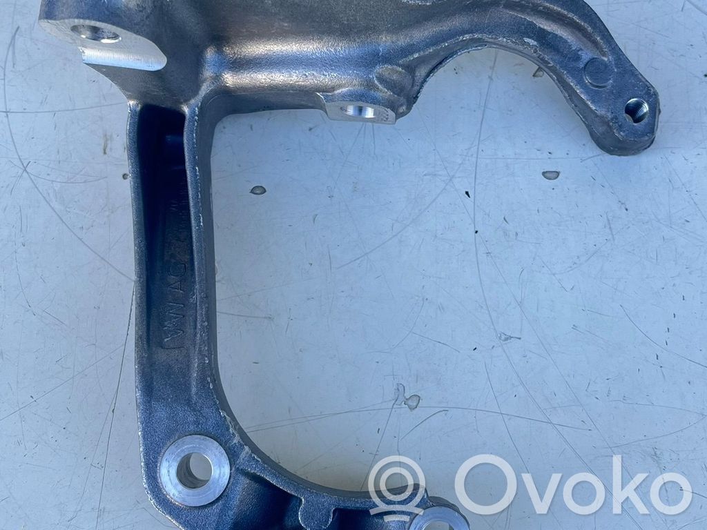 A/C compressor mount bracket   06M260885M