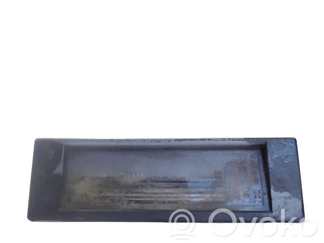 BMW 1 E81 E87 Lampa oświetlenia tylnej tablicy rejestracyjnej 