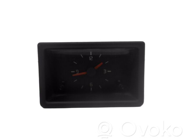 Clock   3466686,3466686