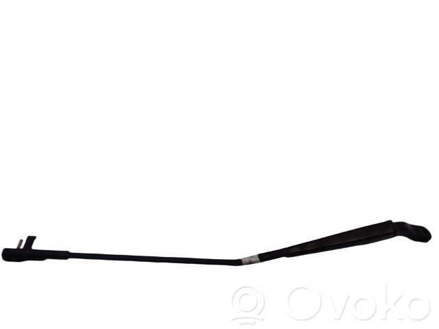 Mazda 3 I Front wiper blade arm 