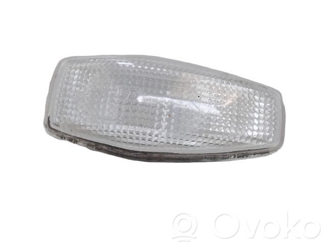 Hyundai Getz Indicatore di direzione del parafango anteriore 