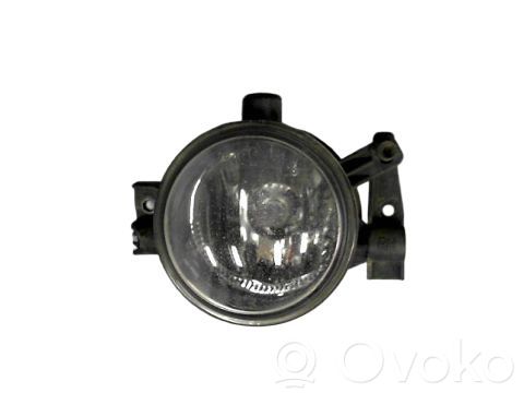 Luz de niebla delantera   1481005,093611,1234874,13316772,13316802,1465088,1471729,1481005,1862996,190407001,2902401,2912400,309018,39021568,39021569,3M5115K201AA,3M5115K201AB,3M5115K202AA,4312010RUE,609040,718121602221,BSG30815001,FD4244413,FD7154413