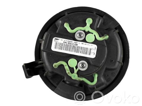 Dacia Sandero Mazā radiatora ventilators 