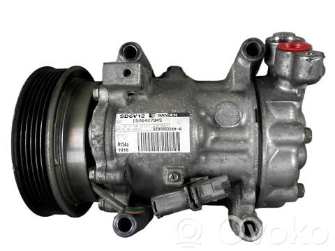 Renault Clio III Air conditioning (A/C) compressor (pump) 