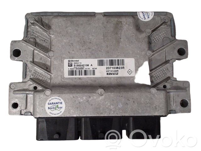 Renault Clio III Engine control unit/module ECU 