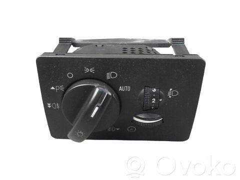 Light switch   1323819,1323819,4M5T13A024CA