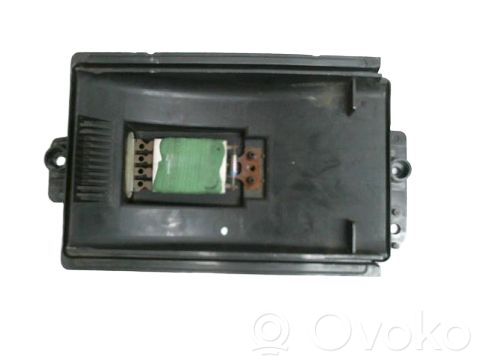 Volkswagen PASSAT B5 Rezystor / Opornik dmuchawy nawiewu 