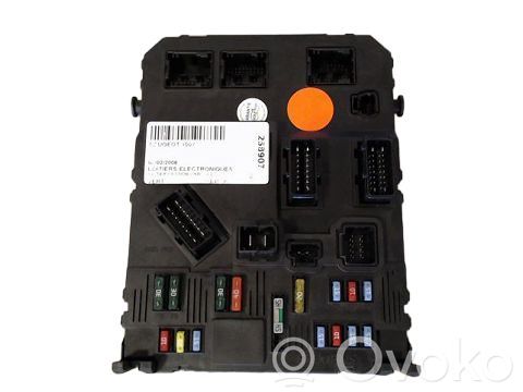 Peugeot 1007 Fuse box set 