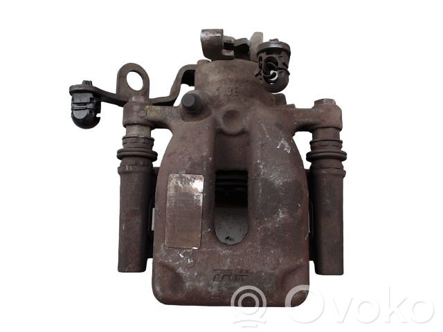 Takajarrusatula   4402F5,0590455SX,13012119167,1375403,2119167,22734303,2375403,38190500,4107820,4402F5,524051,694807J,7103936,73253,862087,8AC355394731,9029761,BC54180,BHN936,BHN936E,CA2976,CI6211,DC74180,ET9405,FCL694807,LCA561,RAB85291,RX3898179A0,TCA3771
