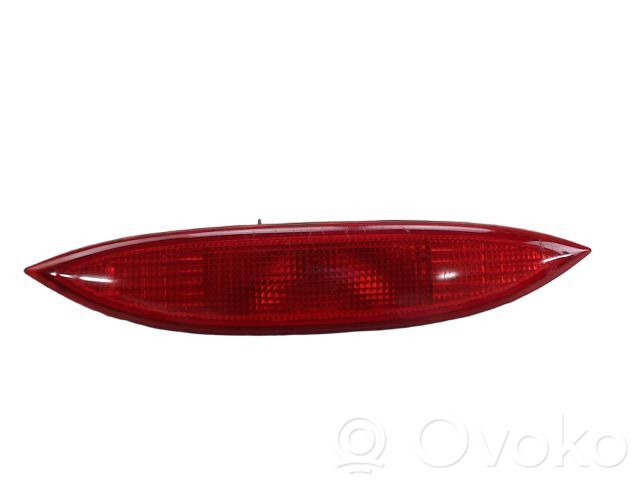 Kolmas/lisäjarruvalo   265905U80A,265905U80A