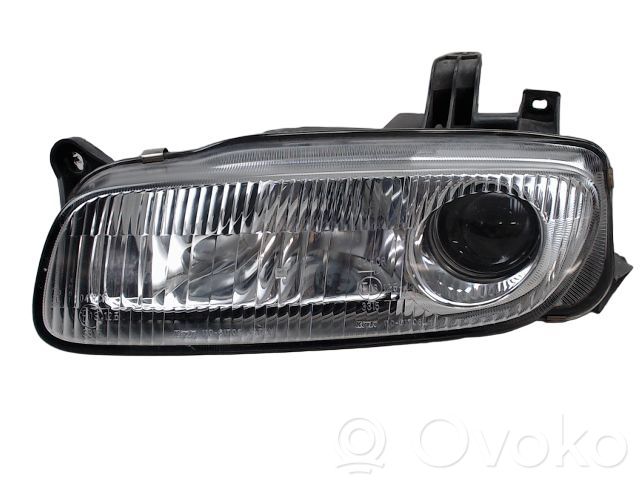 Mazda 323 F Phare frontale 