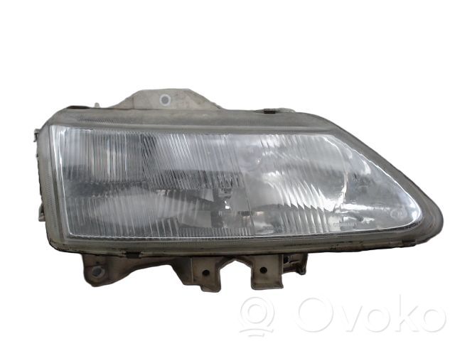 Renault Laguna I Headlight/headlamp 