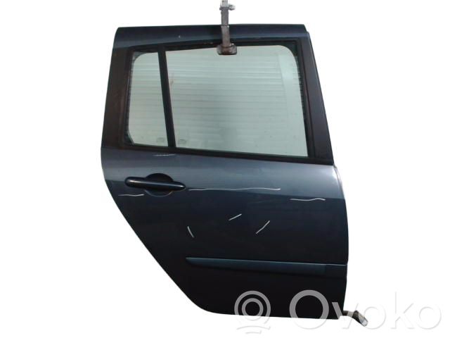 Galinės durys   821003703R,821003703R