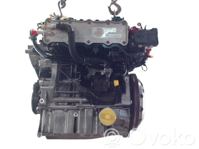 Variklis   04E100098B,04E100098B,CYV