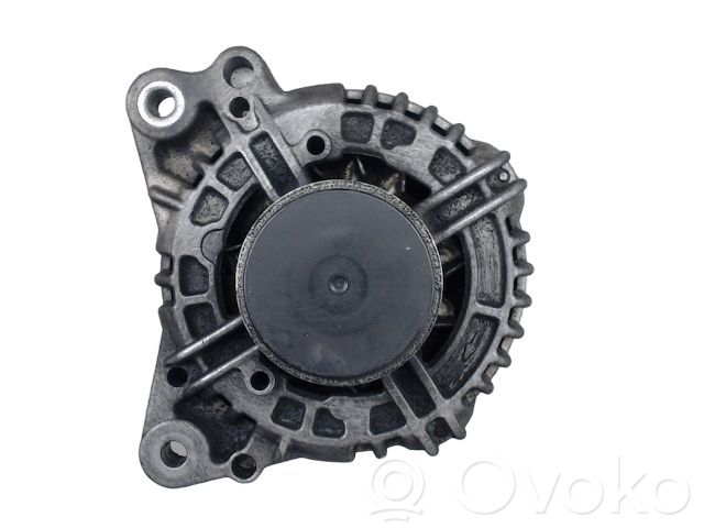 Volkswagen Golf VII Generator/alternator 