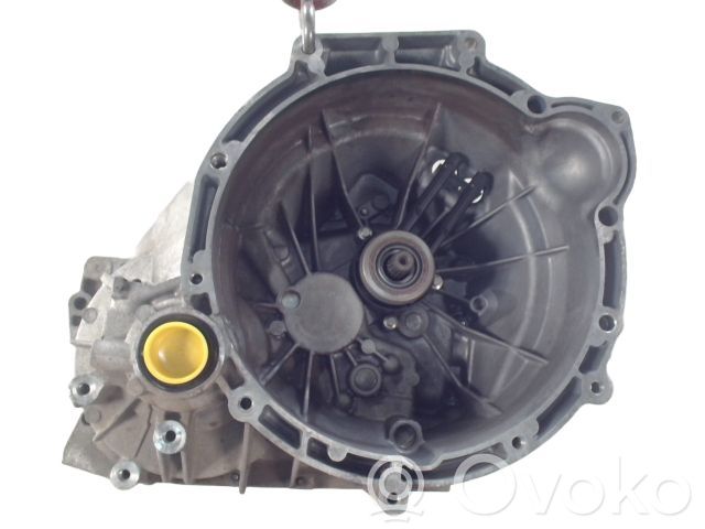 Manualna 6-biegowa skrzynia biegów   2067914,2067914,CV1R7002ABB
