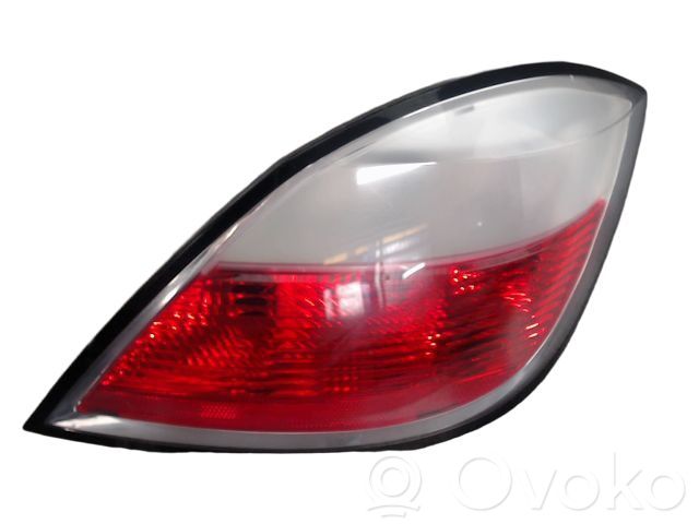 Opel Astra H Lampa tylna 