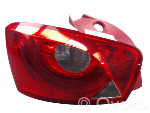 Seat Ibiza IV (6J,6P) Luz trasera/de freno 