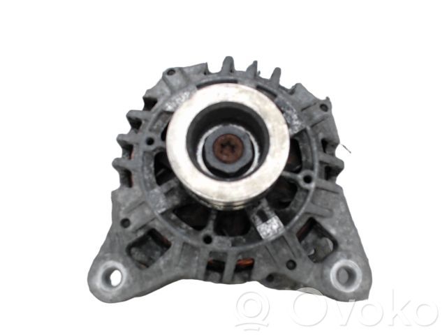 Renault Clio III Generator/alternator 