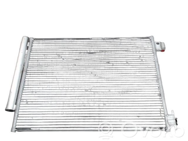 Renault Clio IV Radiator răcire A/C (condensor) 