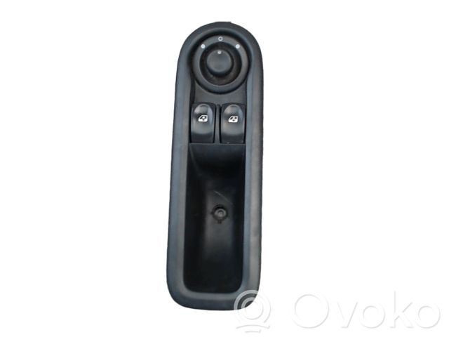 Electric window control switch   8200214939,8200214939