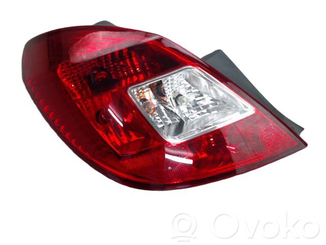 Opel Corsa D Lampă spate în caroserie 