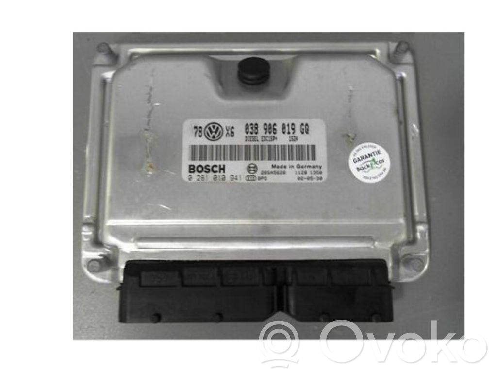 Volkswagen PASSAT B5.5 Unité de commande, module ECU de moteur 