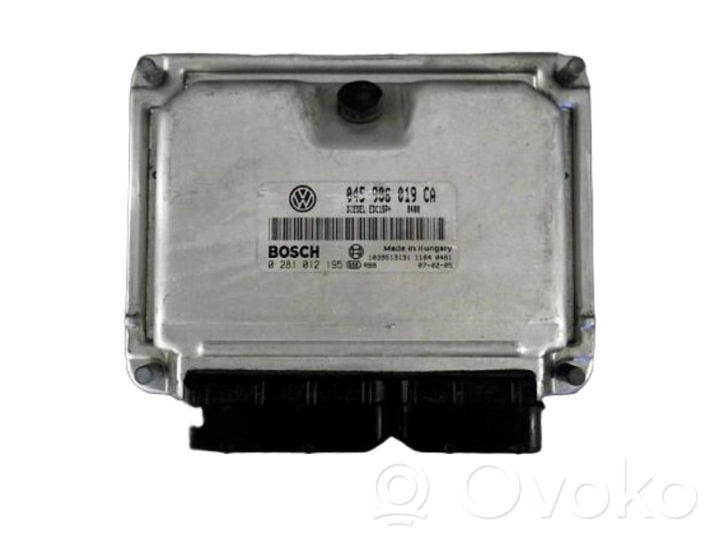 Volkswagen Polo IV 9N3 Komputer / Sterownik ECU silnika 