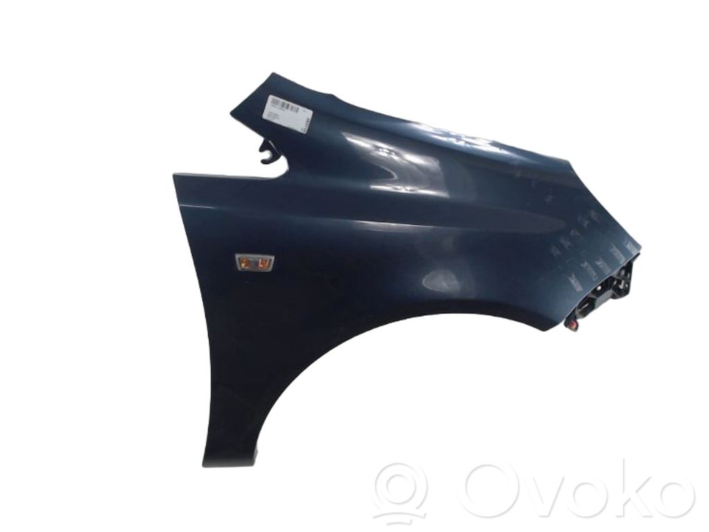 Opel Corsa D Błotnik przedni 