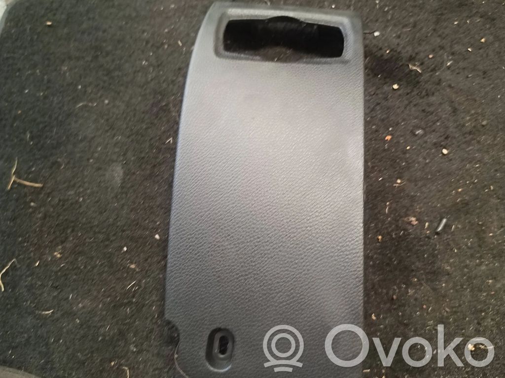 BMW 1 E81 E87 Panelės apdailos skydas (apatinis) 