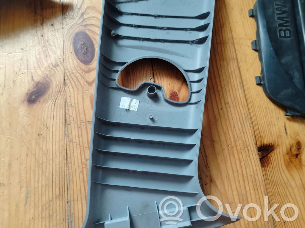 BMW 1 E81 E87 (B) pillar trim (top) 