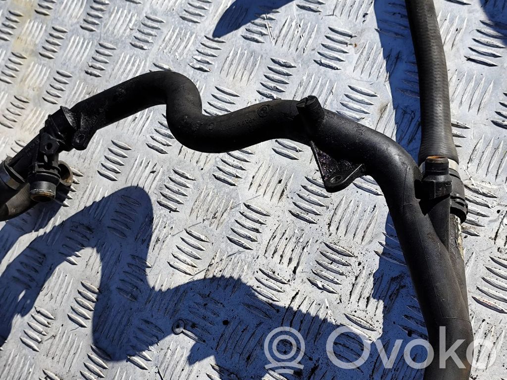 BMW 5 E60 E61 Engine coolant pipe/hose 